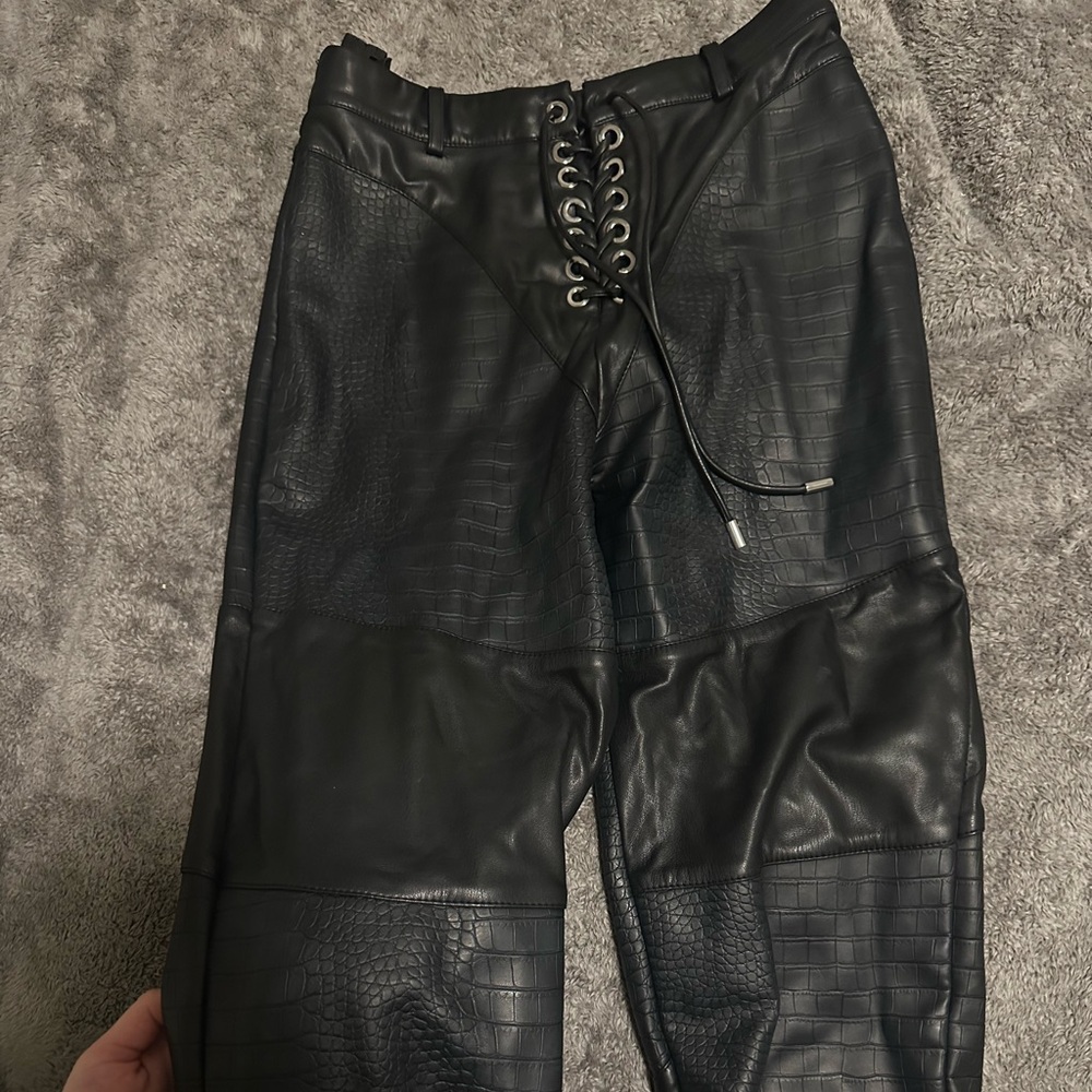 Maniere De Voir Black Croc-Embossed Pants